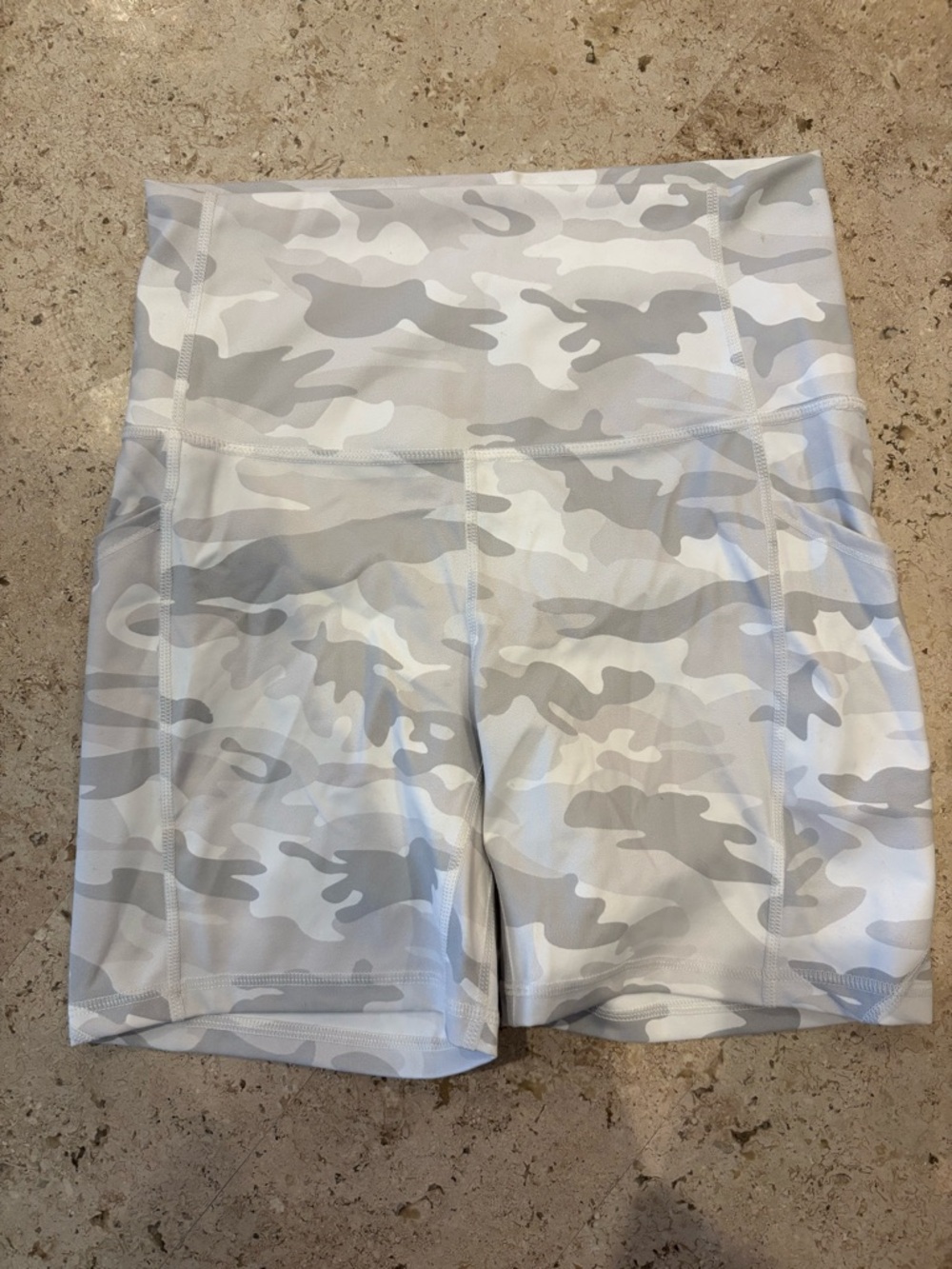 High-Waist Women's Bike Shorts in Light Gray Camo
